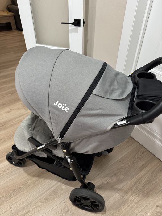 Детская коляска Joie