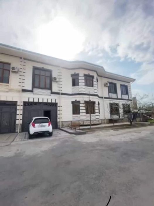 Продается дом 6 сотки 11 комнат