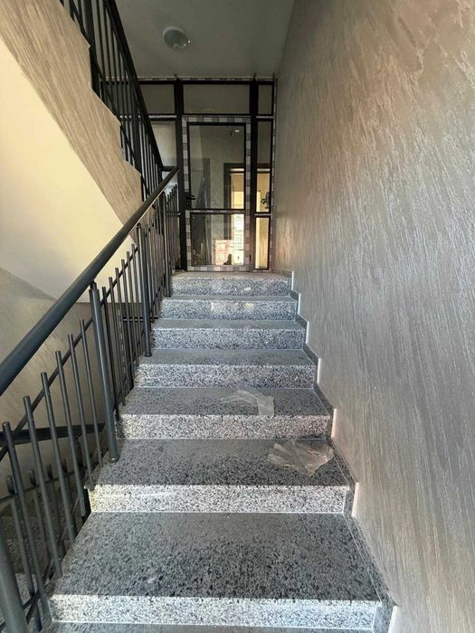 Дава се под наем Двустаен апартамент в София, Надежда 2 - 56 кв.м за 144633.45 € - Снимка #4