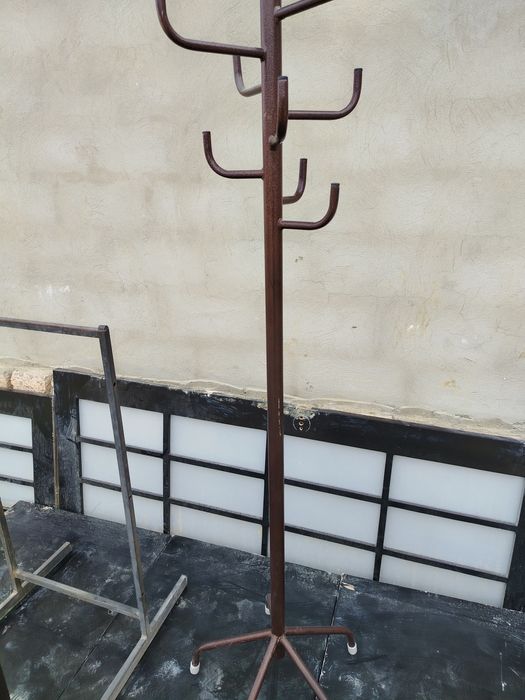 Вешалка сатылады