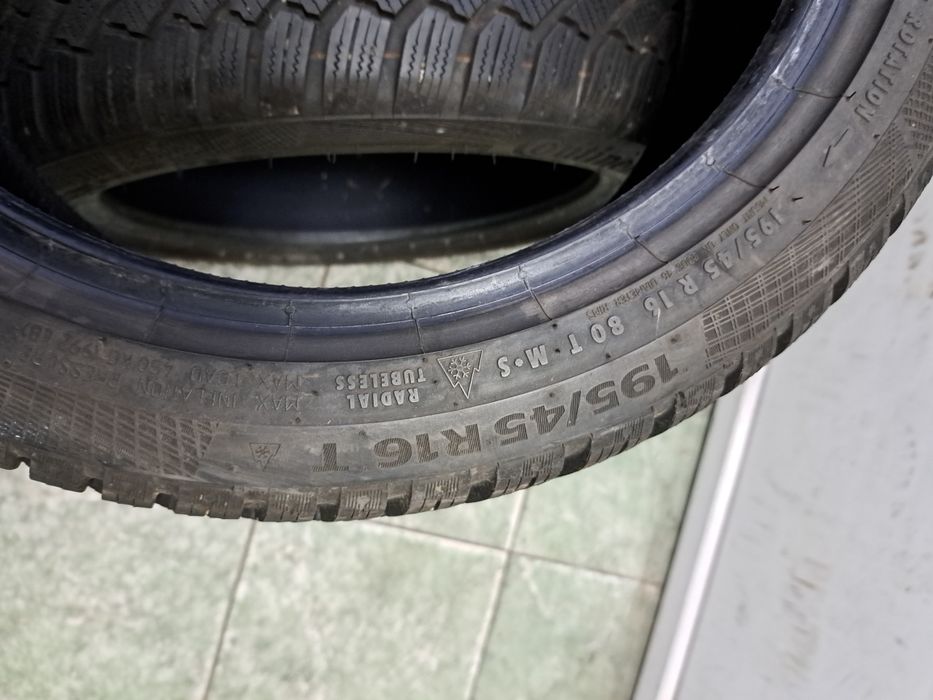 4 anvelope 195/45 R16 Continental cu profil 7.5 mm