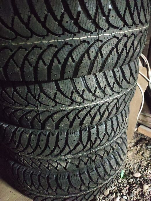 Продам зимние шины