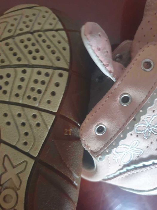 ghetute fete GEOX din piele naturala nr 21