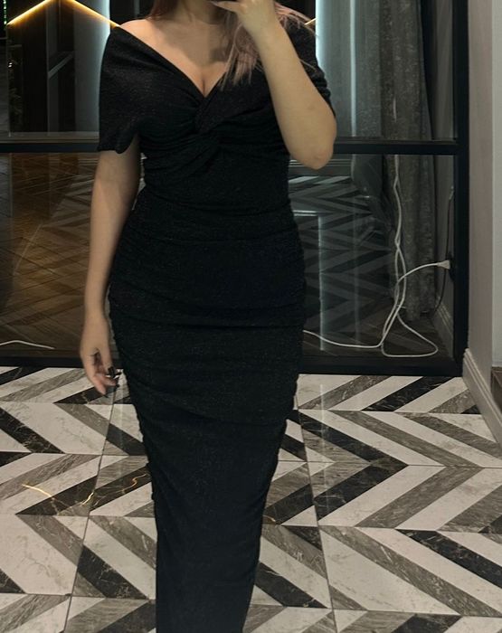 вечерние платья.