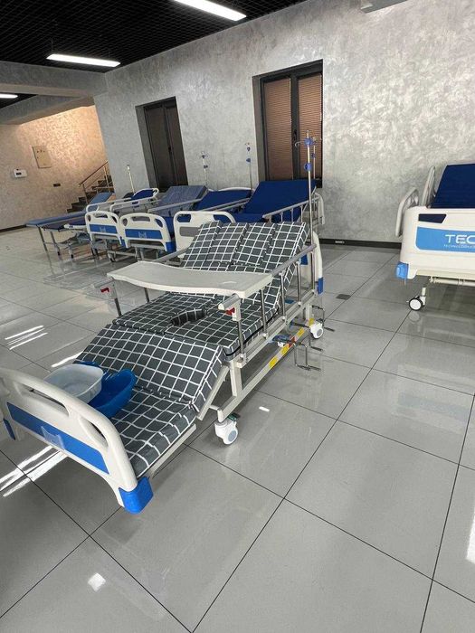 Многофункциональная медицинская кровать с горшком для домашнего ухода