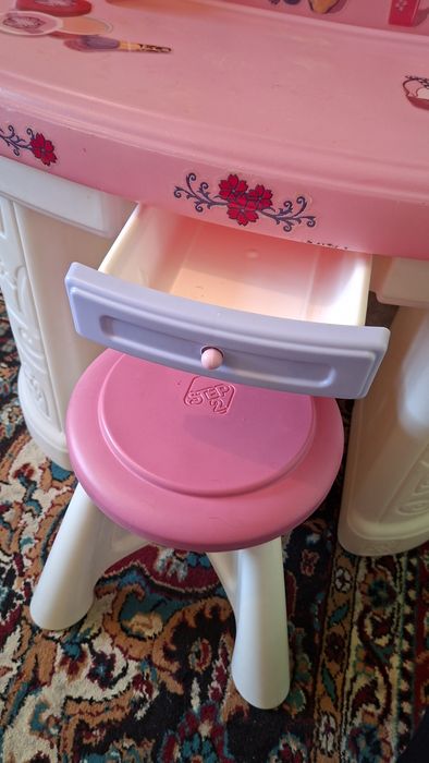 Трюмо детское со стулом