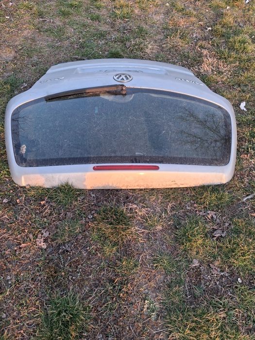 Vand acesori de haion  touran 2.0 tdi  negociabil