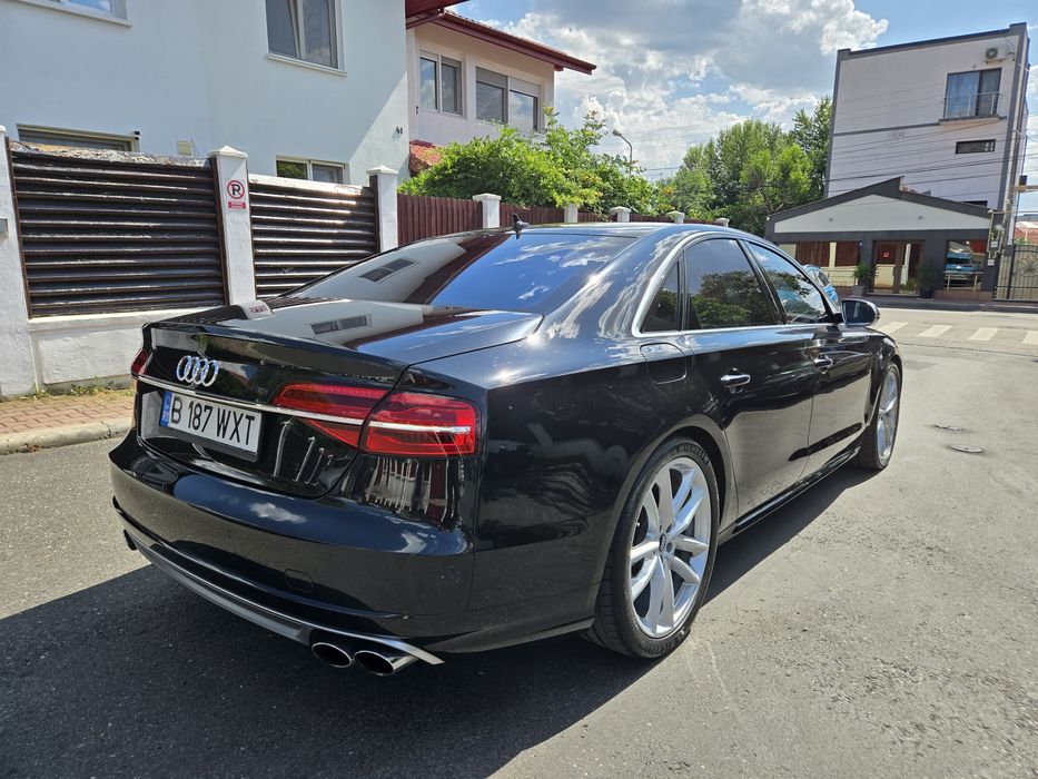AUDI S8 2015 — imagine 2