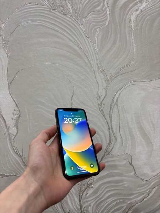 Iphone x ideal  64/73%