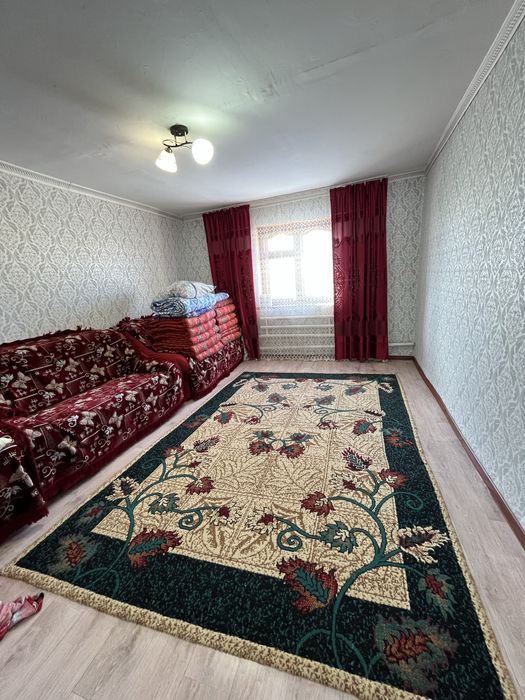 Сырым ауданы, бұлан ауылы, жер үй