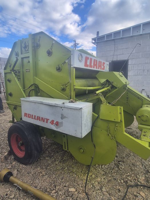 Пресс подборщик Claas rollant 44
