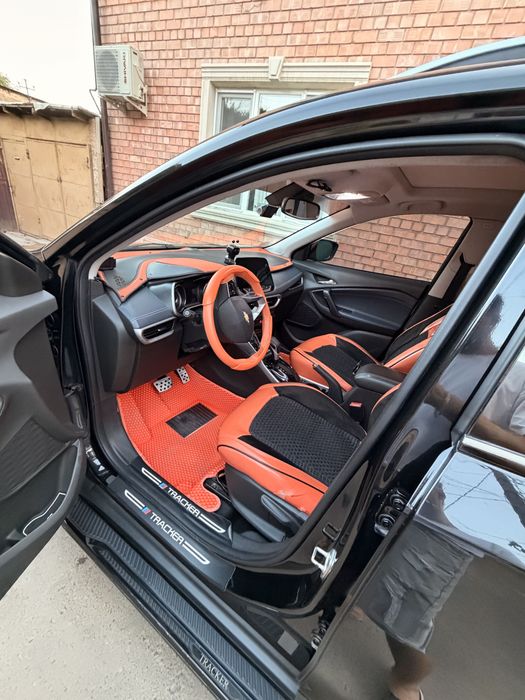 Продам tracker 2 premier