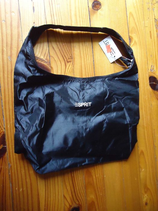 чанта  и ключодържатели