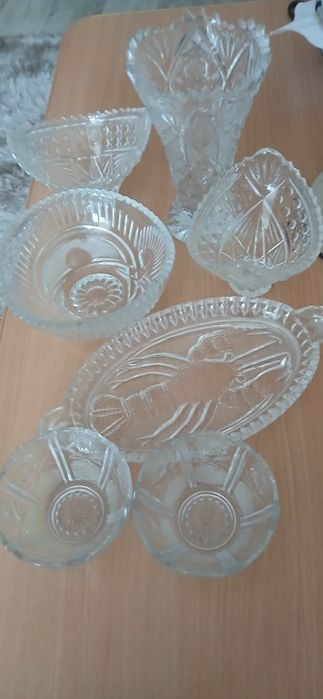 Продам  посуду .