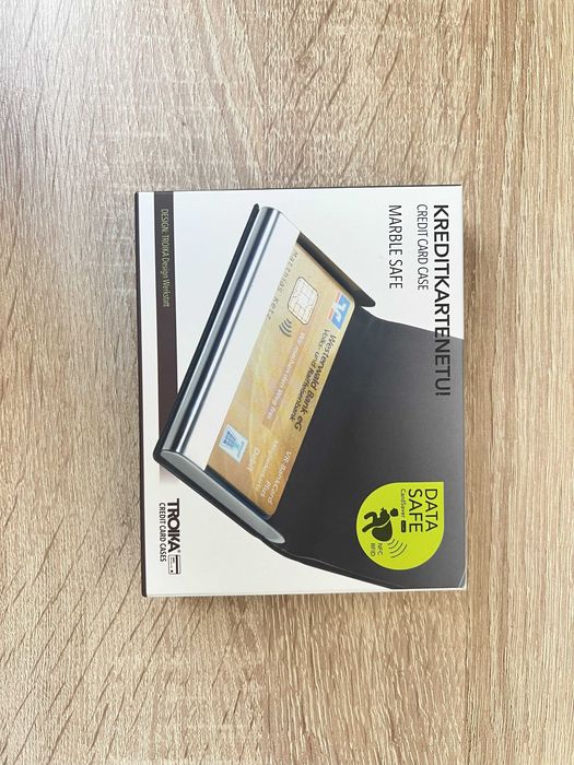 Калъф за карти / портфейл с RFID защита Troika Marble Safe, черен