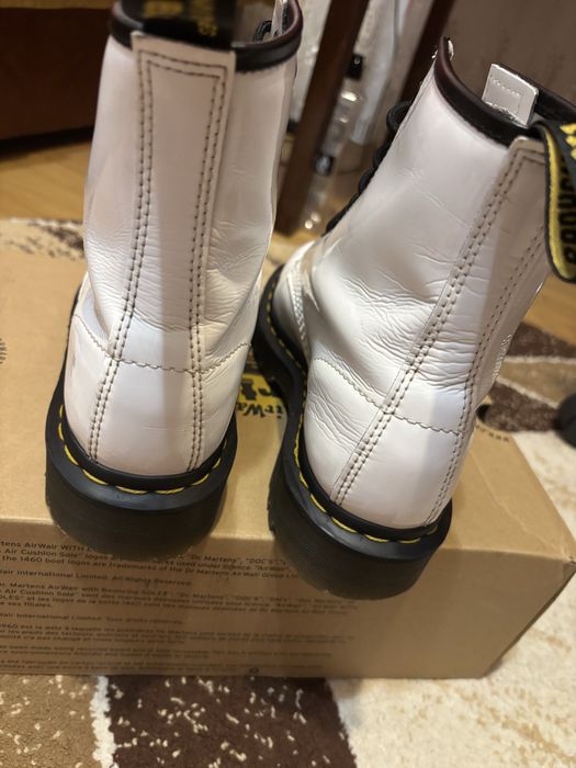 Dr. Martens Jadon albi lucioși, mărimea 39