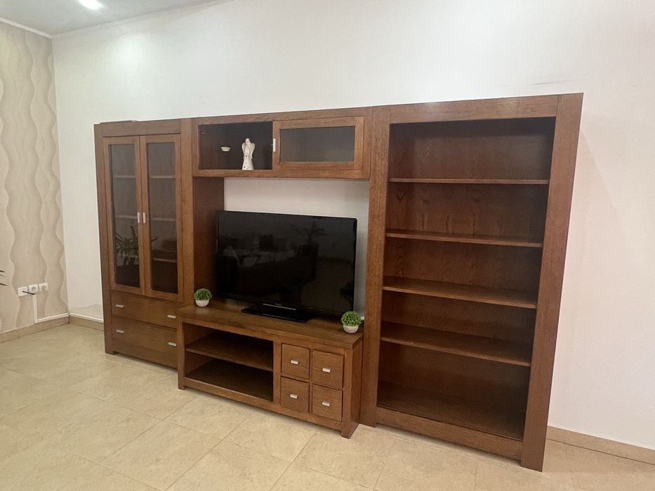 Vând mobila living in stare foarte buna- pret negociabil