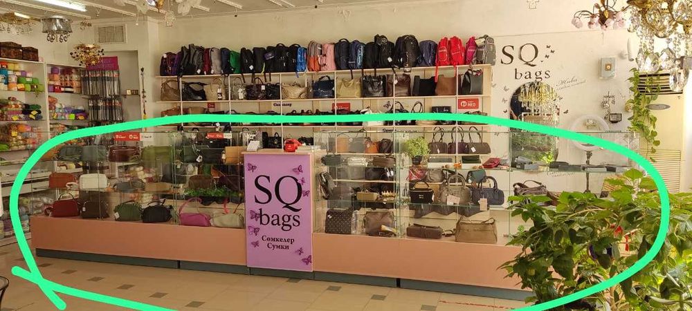 Продам стеклянные торговые витрины