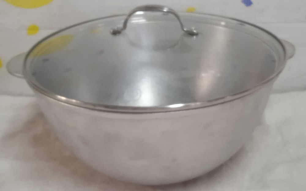 Продам Казан в шикарном состоянии.
