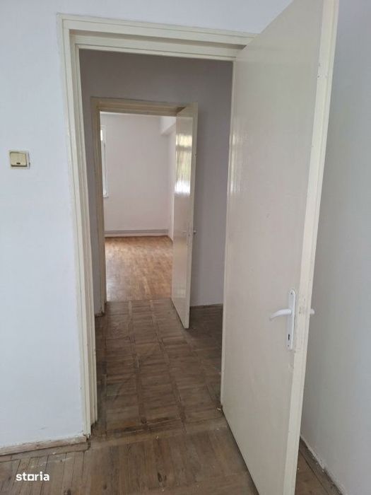 Apartament 2 camere semidecomandat, 45,67 mp, zona Gradina Botanica