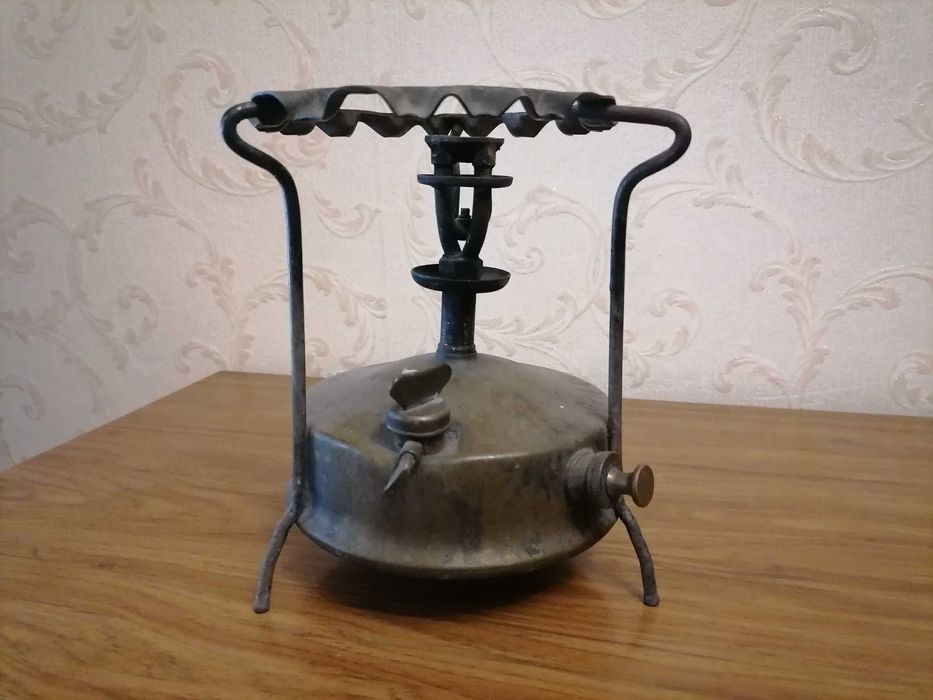 Продам старинный примус