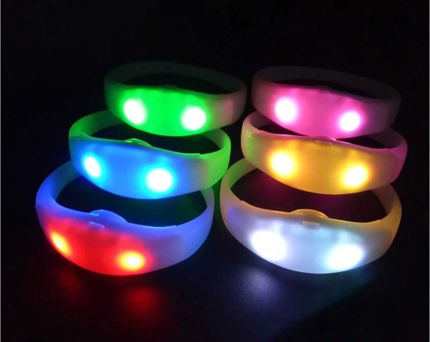 Baghete luminoase nu, bratari elegante activate de sunetul muzicii