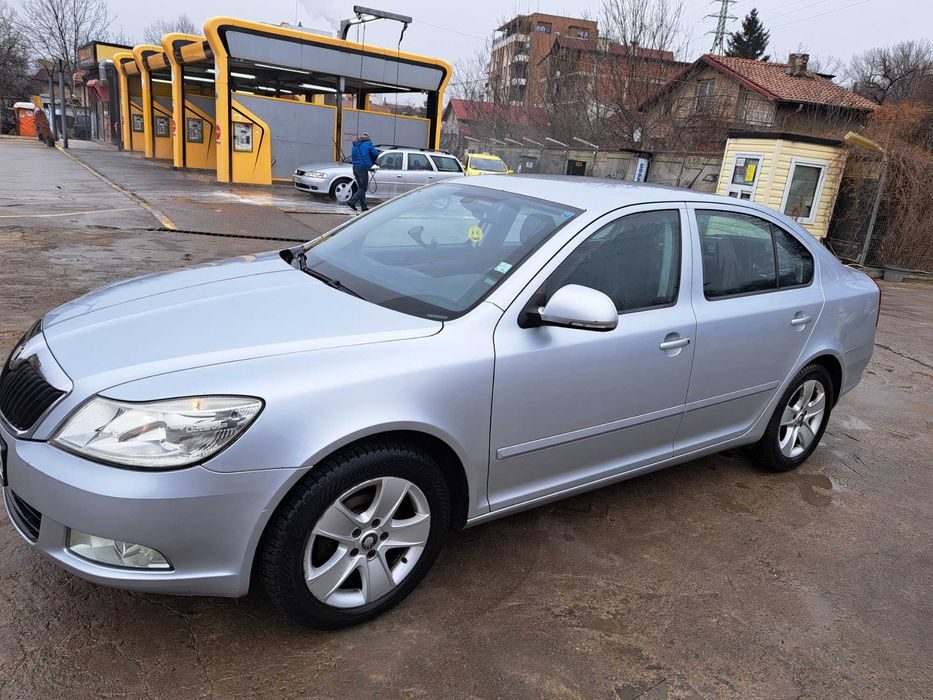 Шкода октавия 1.6TDI 105hp 2010.г