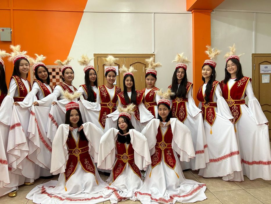 Национальная платье