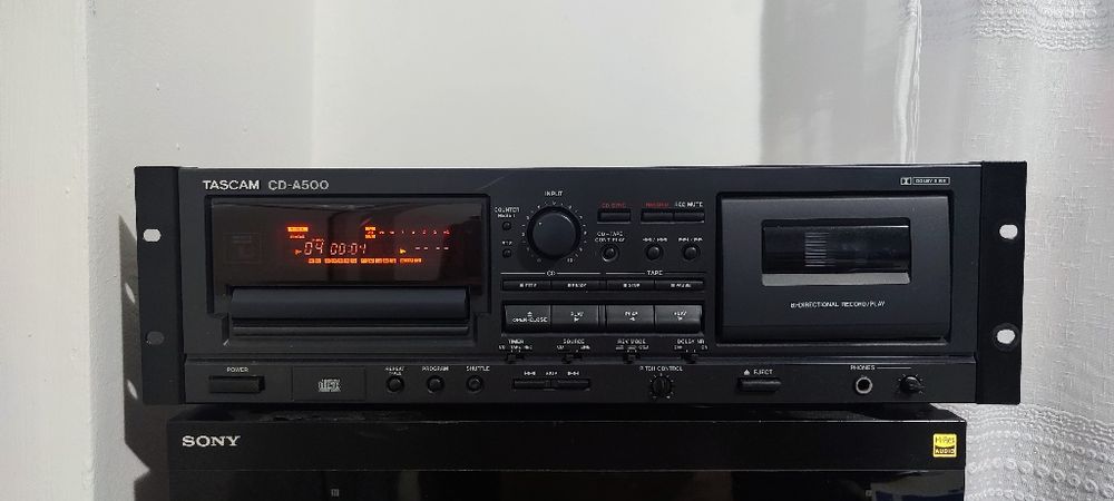 Cd player Tascam cd -a500