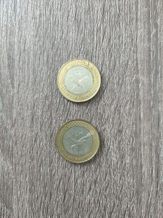 Продам юбилейные монеты