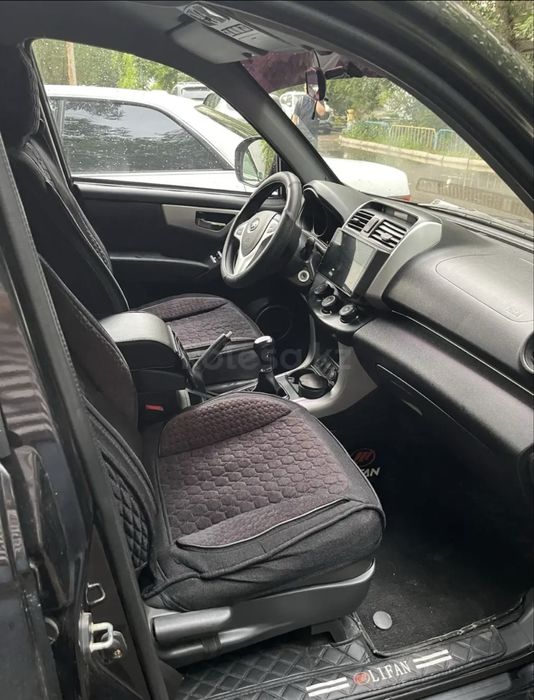 Кроссовер Lifanx60