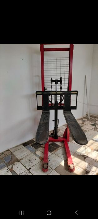 Штабелер  гидровлический б/у и рохля