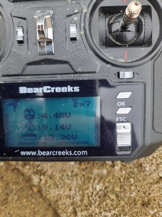 Лодка за захранка Waverunner MK4 с Toslon TF640