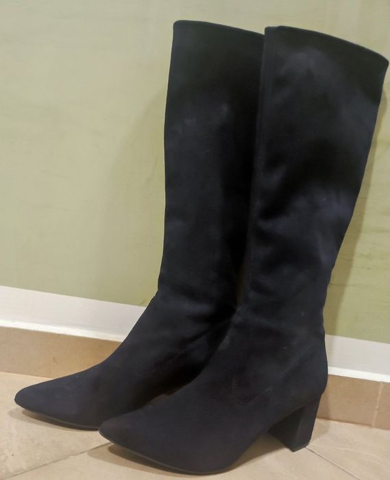 Нови дамск ботуши на Peter Kaiser от естествен велур