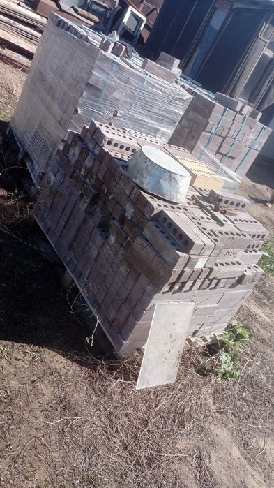 Продам керпичи селикатные