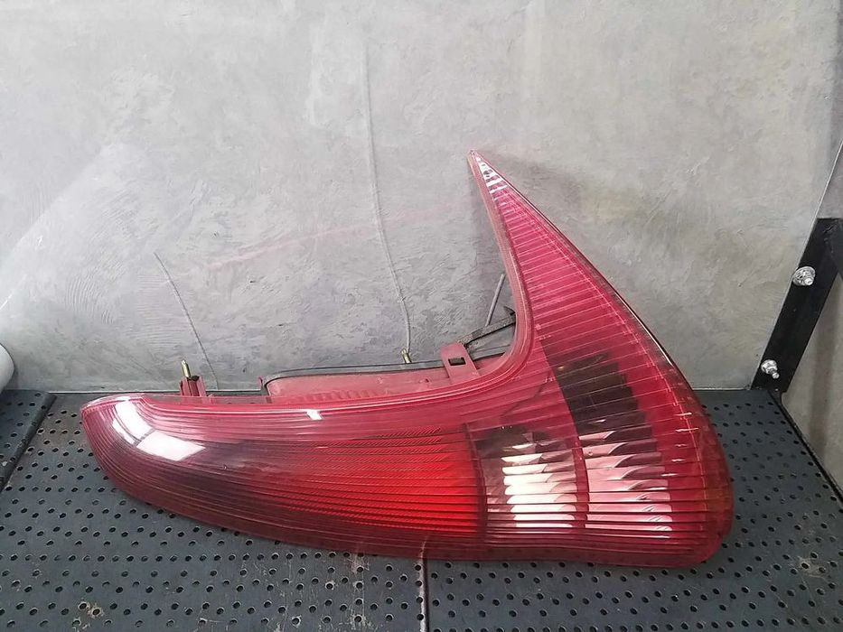 Stop tripla lampa dreapta peugeot 206 break
