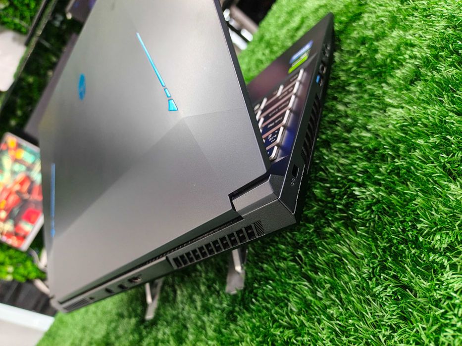 Thunderobot i5 12th / 16GB / RTX 3050 / SSD 512 — Игровой ноутбук