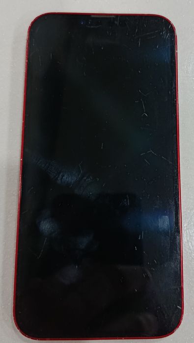 Продам айфон 13 128гб 68акб