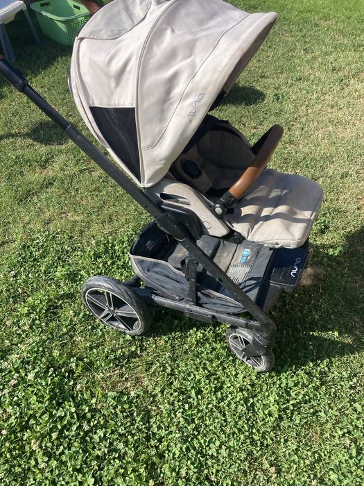 Carucior nuna 3 in 1 cu scoica si landou