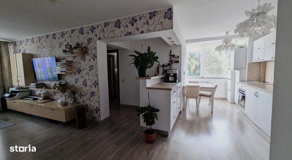 3 Camere | SEMICENTRAL | zona Platinia | Strada Plopilor | Garaj | 70m