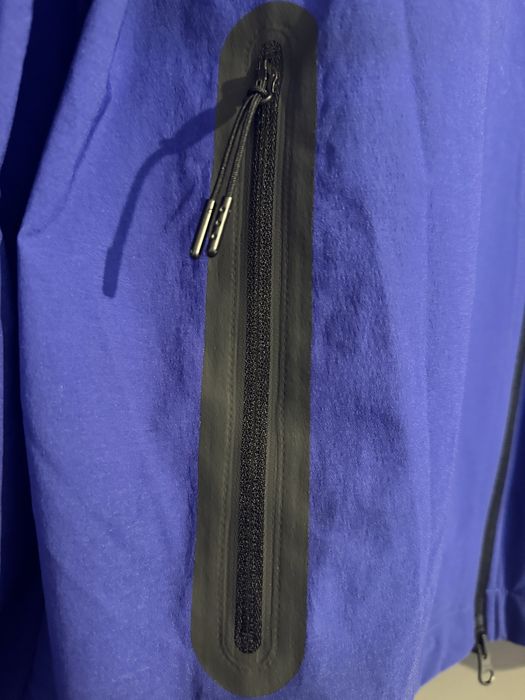 Оригинални! Nike Tech Woven Jacket - S,M,L,XL Shoemag