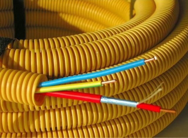 Услуги электрика. Установка зарядных станцией. Электро счётчиков.