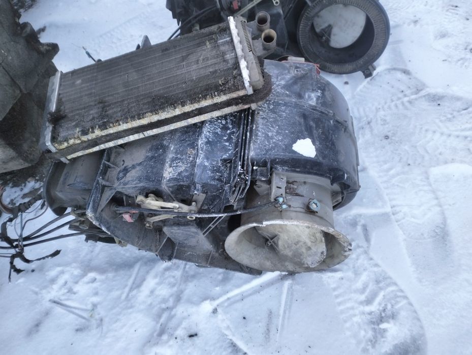 Корпус печки Ауди 100 с4