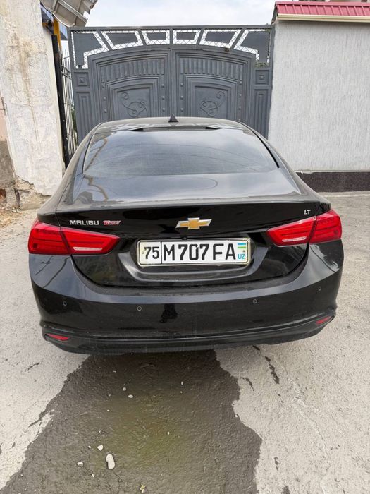 Malibu 2  1.5turbo yili 2020 propan 4pakalenya 19diska qoyilgan