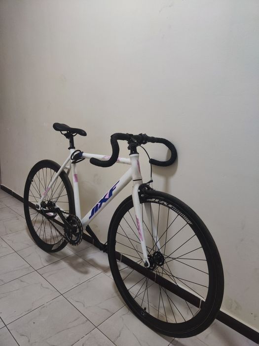 Продам или обменяю JIFX AT5