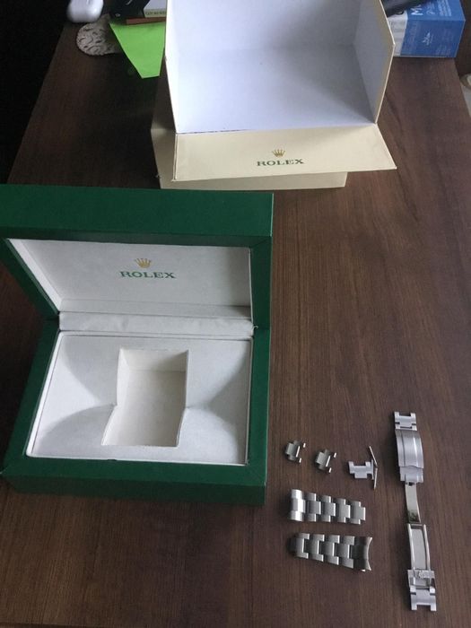 Cutii pt ceasuri preț diferit