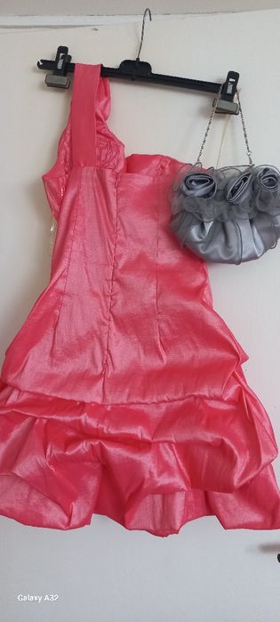 Официални бални рокли