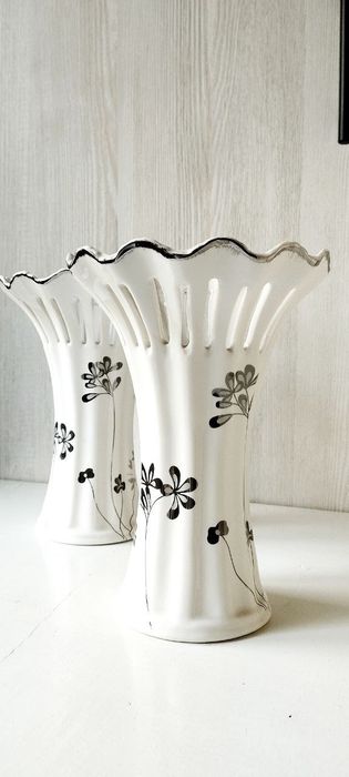 Вазы белые для цветов Alpen Berg