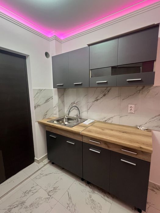 Proprietar Vand Garsoniera