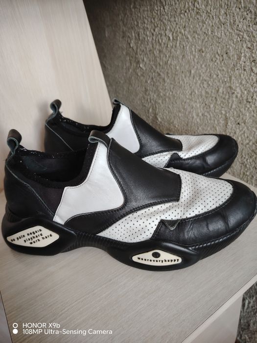 Продам обувь 38.39размер. Кожаные 1500